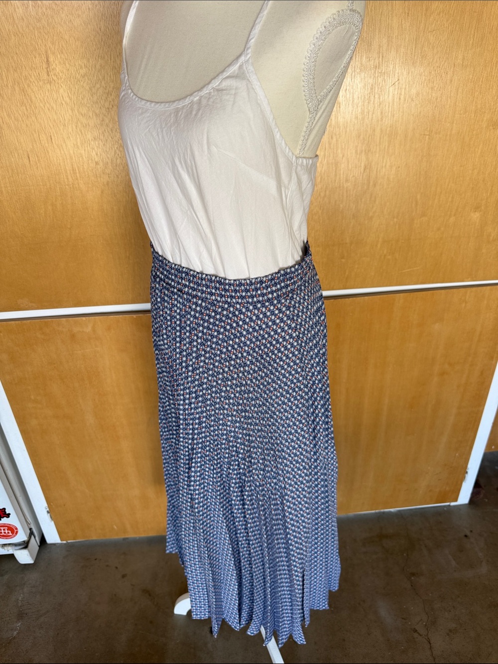 Max Studio Blue Pleated Printed Midi Skirt